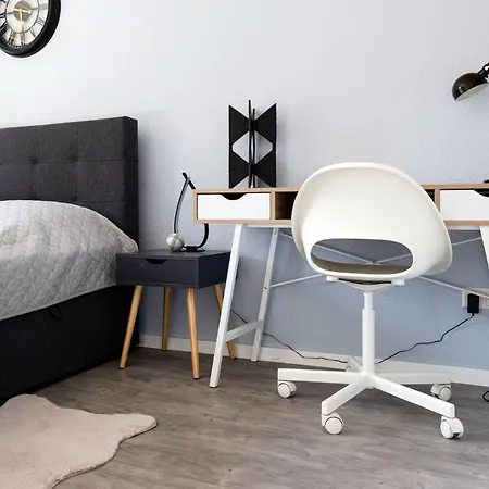 Vaz Apartments Essen, Kueche, Wlan, Tv, Netflix, Ca 15 Min Messe U Hbf Exterior foto