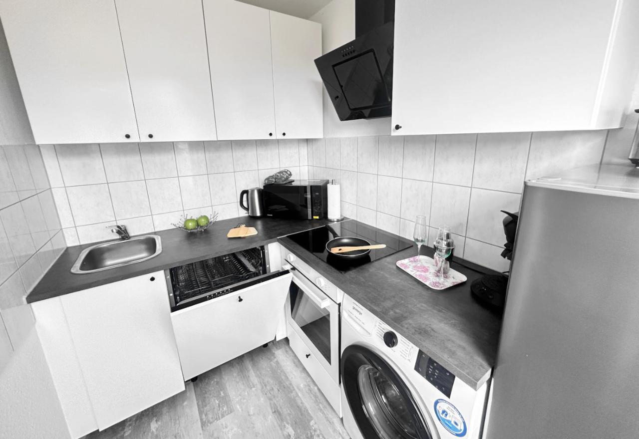 Vaz Essen, Kueche, Wlan, Tv, Netflix, Ca 15 Min Messe U Hbf Apartment
