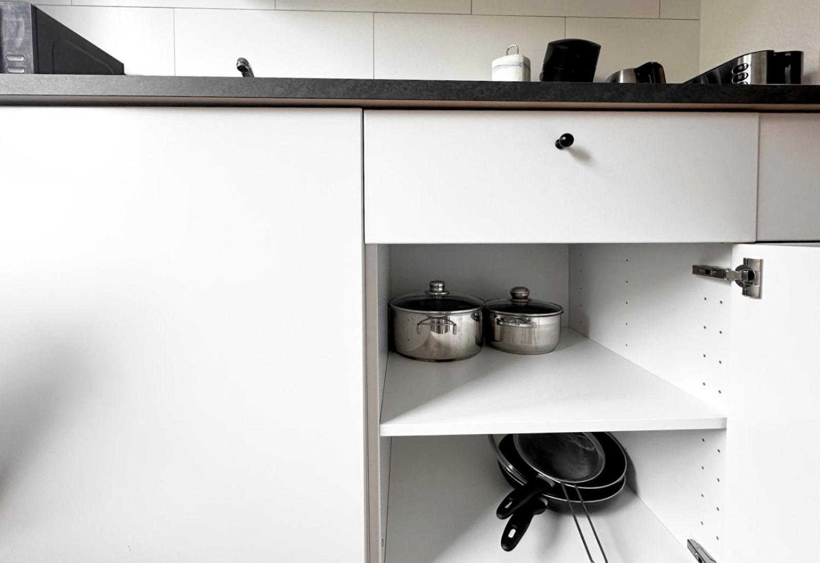 Vaz Essen, Kueche, Wlan, Tv, Netflix, Ca 15 Min Messe U Hbf *