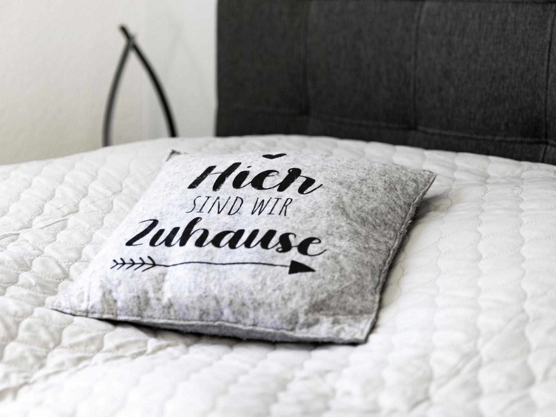 Vaz Essen, Kueche, Wlan, Tv, Netflix, Ca 15 Min Messe U Hbf * Essen